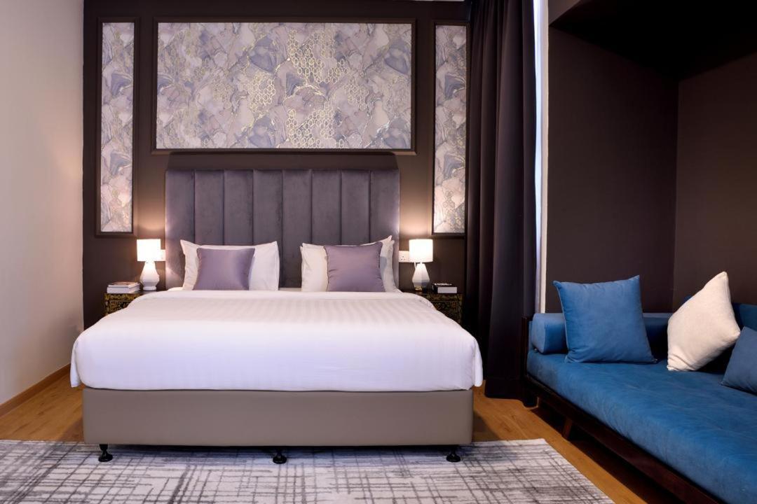 The Leith Hotel George Town Bagian luar foto