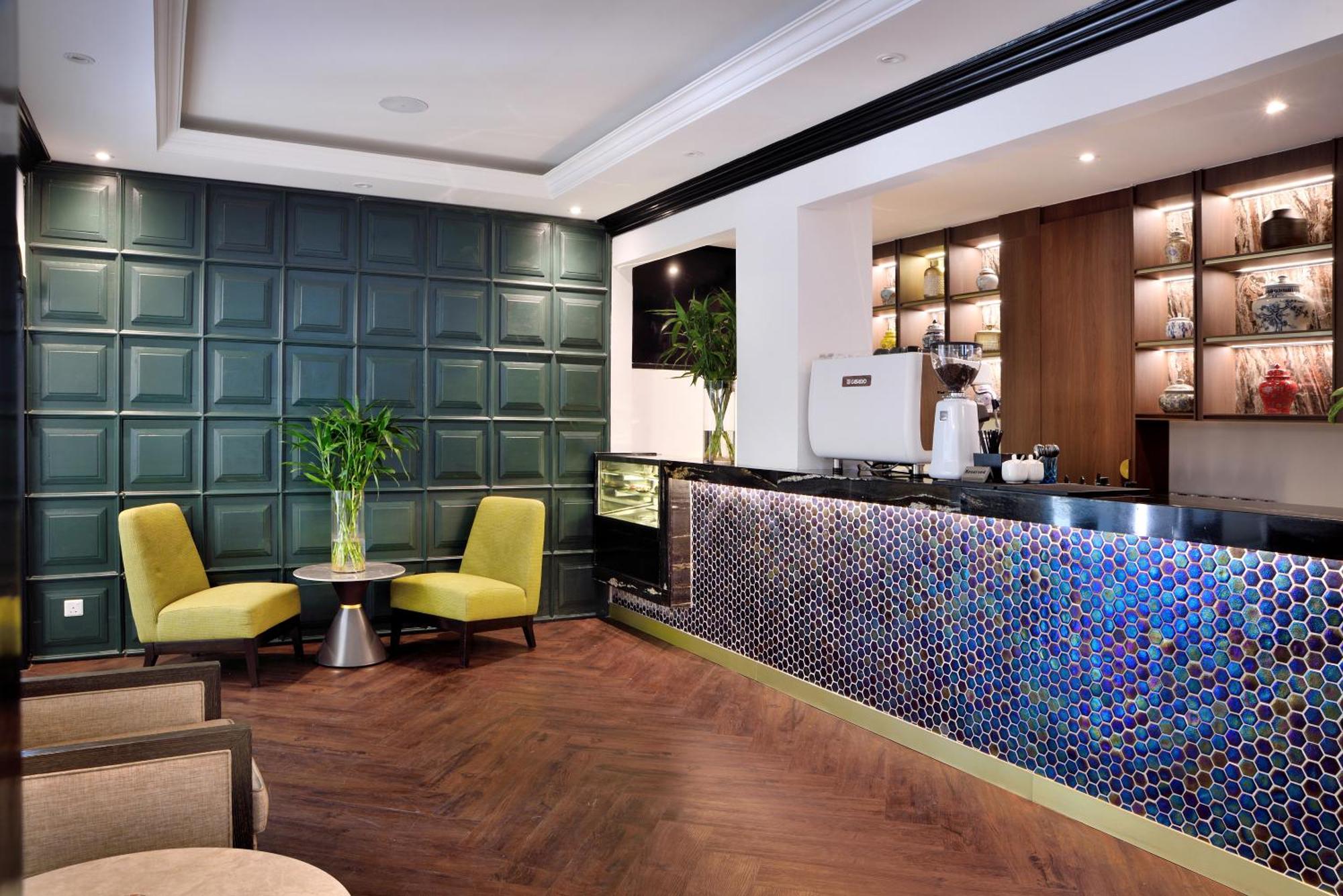 The Leith Hotel George Town Bagian luar foto