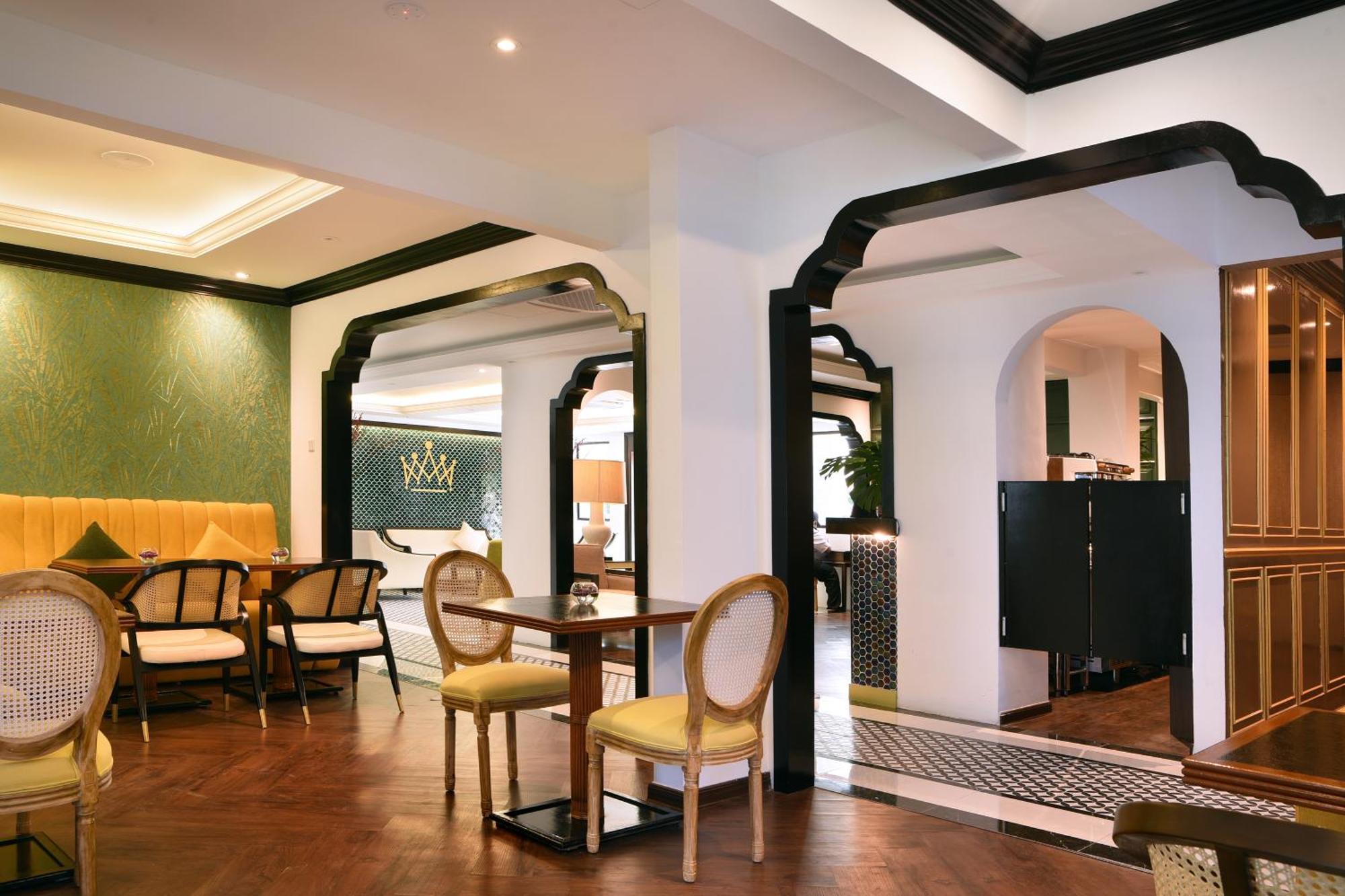 The Leith Hotel George Town Bagian luar foto