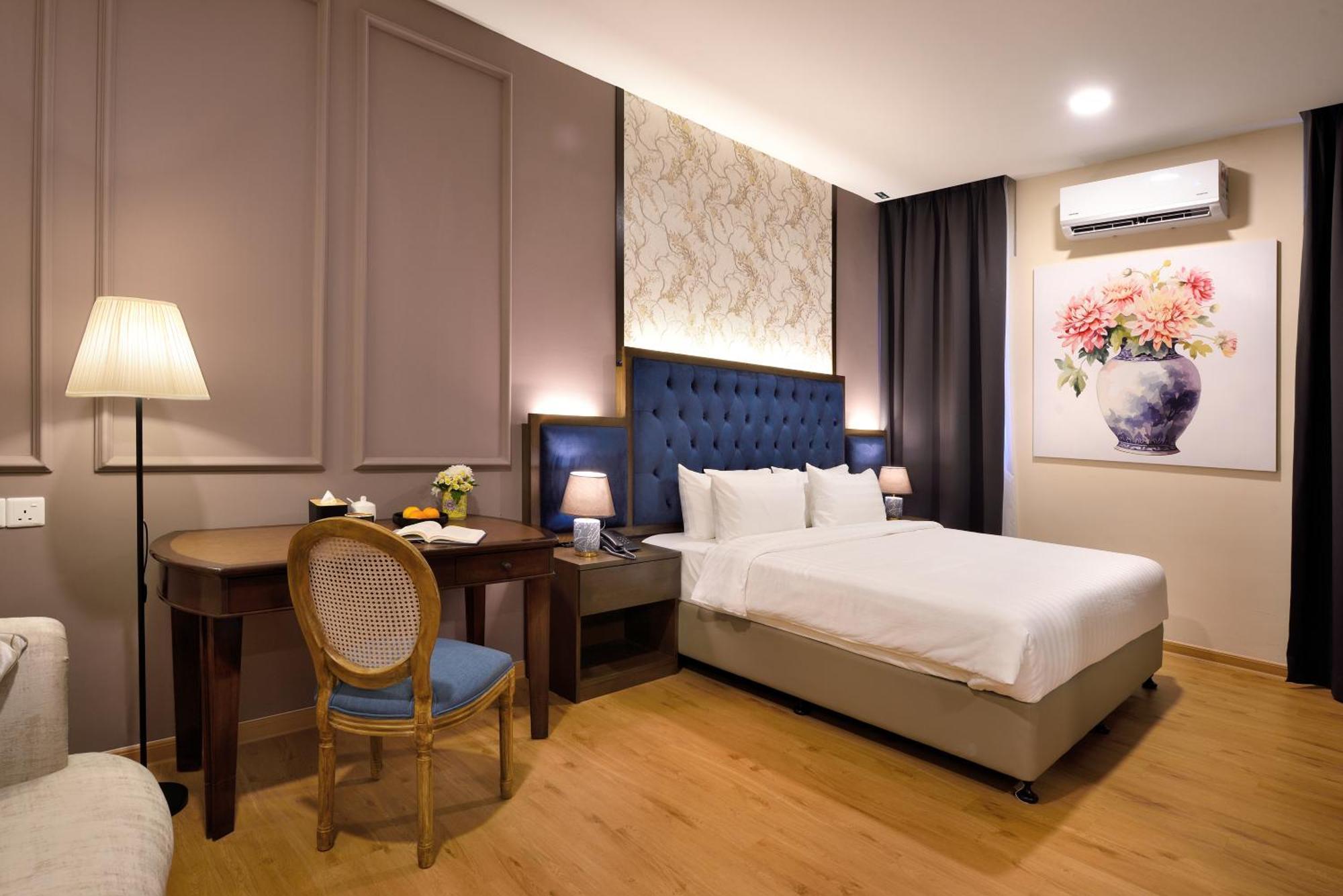 The Leith Hotel George Town Bagian luar foto